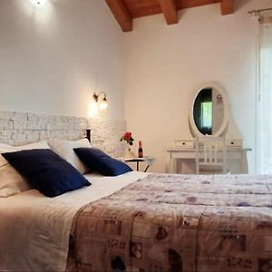 Al Sogno Di Laura B&B